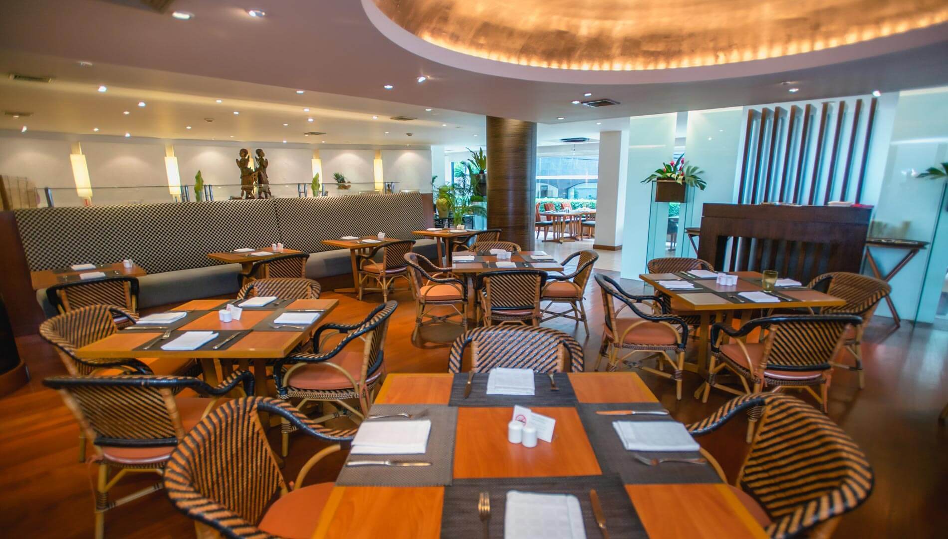 Boulevard Sukhumvit Hotel 5*